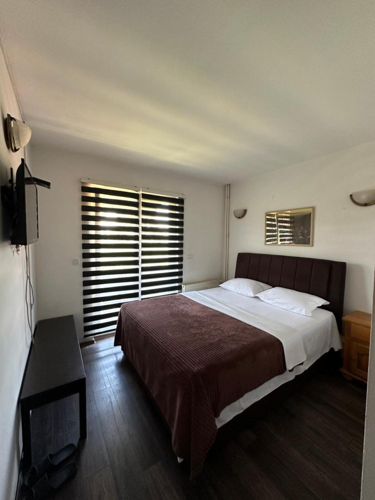 Prenociste Samir Hotel Gradacac ภายนอก รูปภาพ