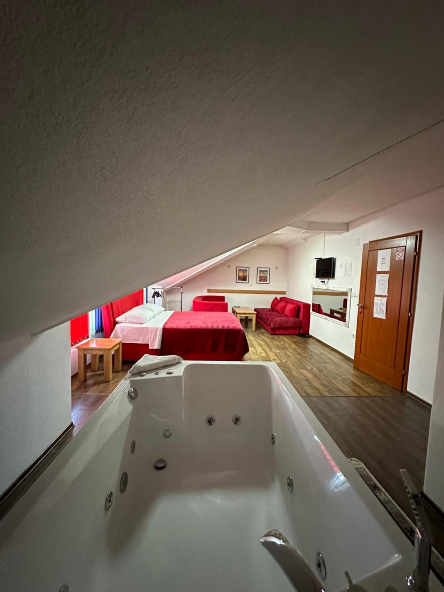 Prenociste Samir Hotel Gradacac ภายนอก รูปภาพ